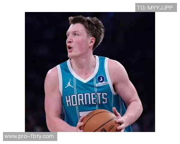 克尼佩尔展现领袖风范20中11三分12中5豪取28分8板7助助球队取胜